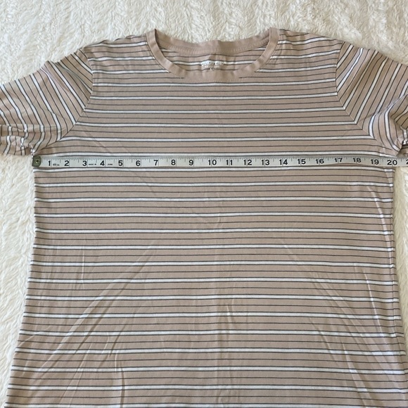 Lands’ End Relaxed Cotton Long Sleeve T-shirt - Picture 3 of 5